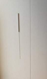 needle-vs-hair
