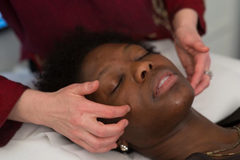 2014 0313 HeatherNoonan Acupuncturist 111 1 768x512