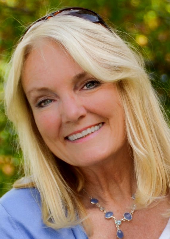 Linda Portrait Aug 2014 571x800 1