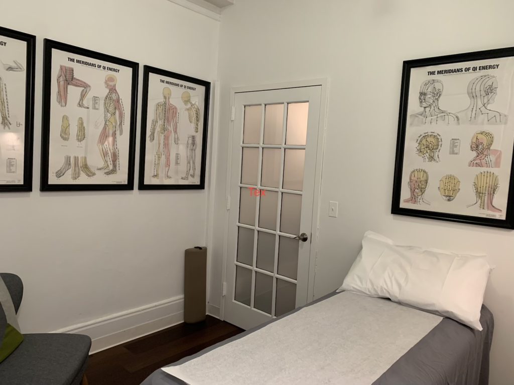 Ronald Pratt Acupuncture Midtown Treatmeent Room 2